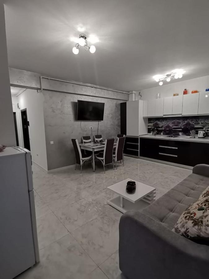 B&P Apartments Mamaia Nord 5 Нэводари Экстерьер фото