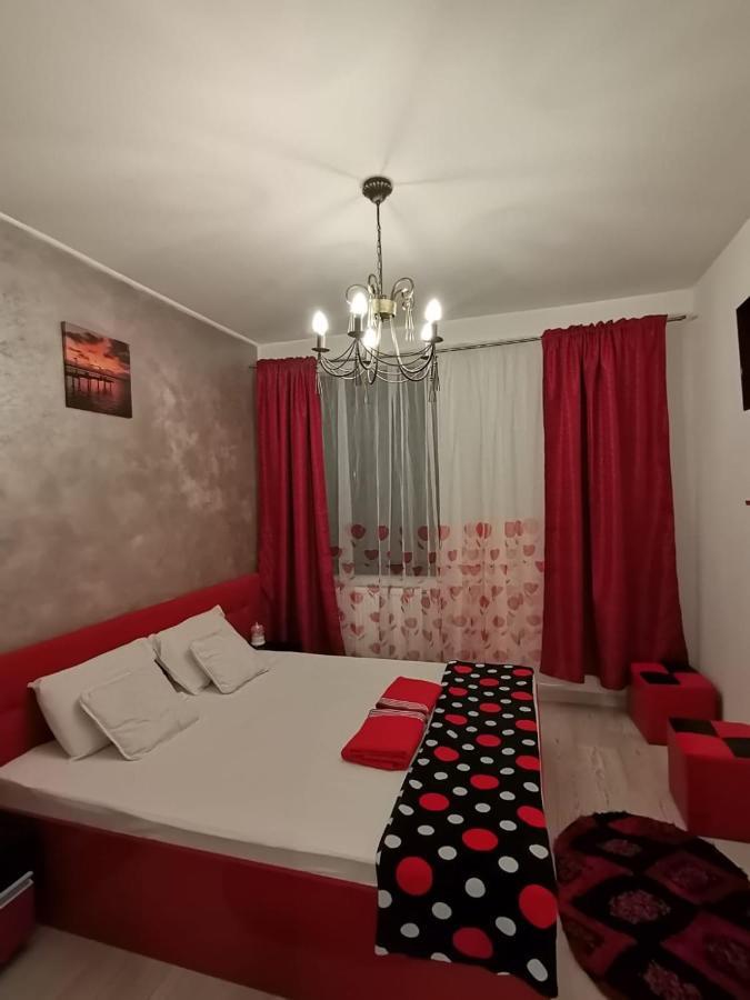 B&P Apartments Mamaia Nord 5 Нэводари Экстерьер фото