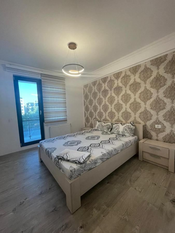 B&P Apartments Mamaia Nord 5 Нэводари Экстерьер фото